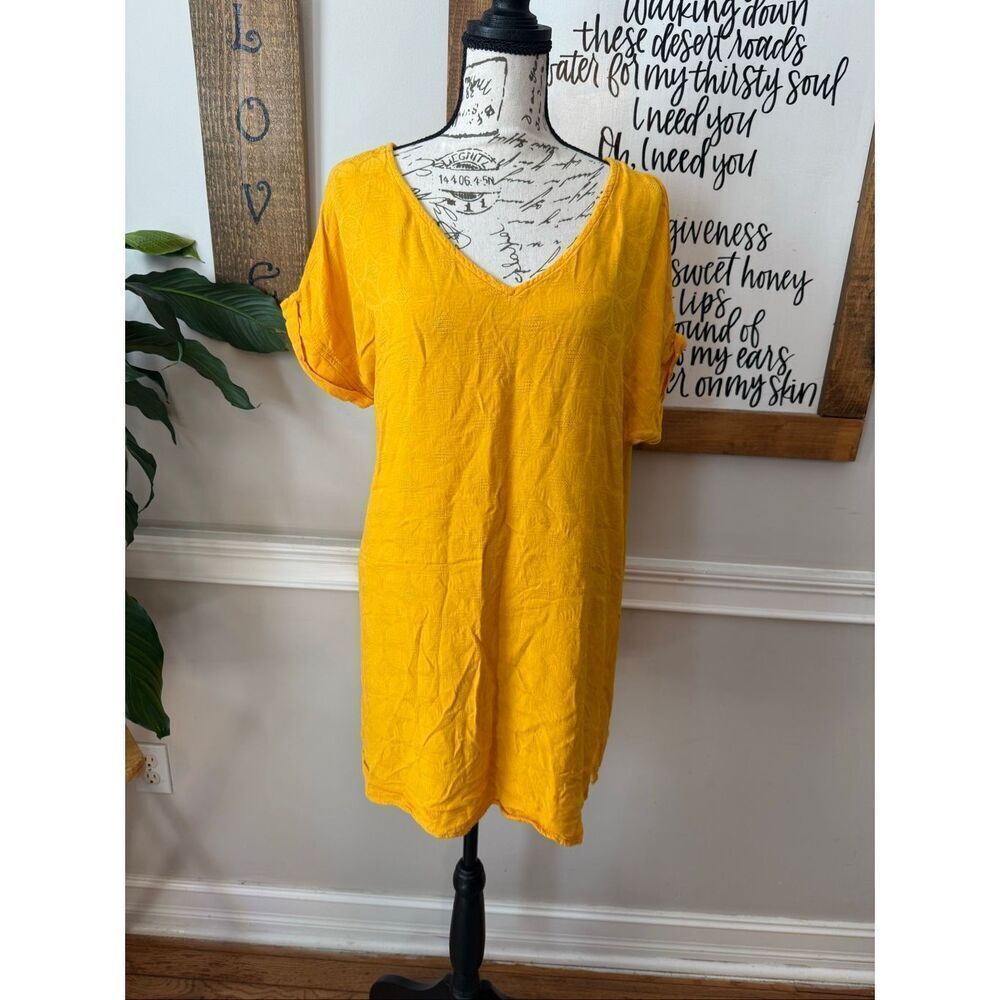 Cupshe Women's V-neck Textured Cuffed Sleeve Swim Cover-up Dress Yellow Small